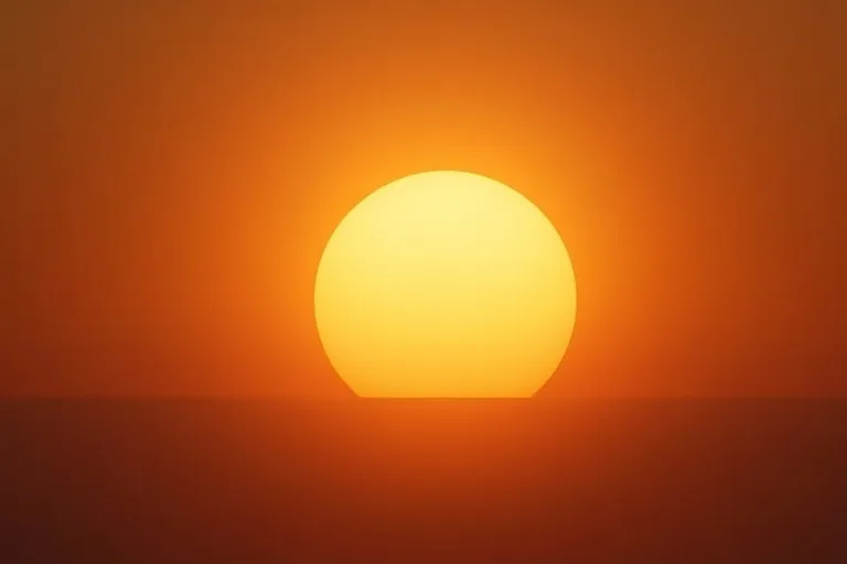 Solen syns starkt på himlen med jordens horisont i förgrunden, som illustrerar hur solen påverkar årstider och observation.