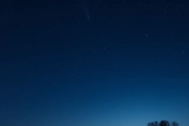 Tät stjärnfältvy med svaga och starkare stjärnor på natthimlen